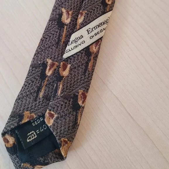 🇮🇹🌷ZEGNA vintage tie, brown, tulips pattern - Picture 10 of 13